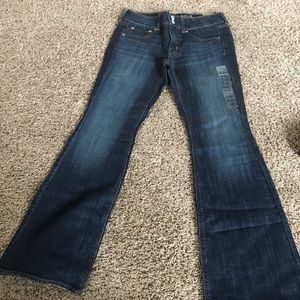 6 Short American Eagle Jeans